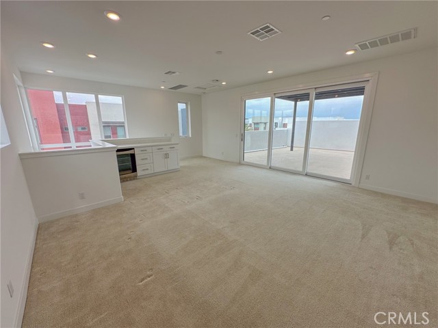 178 Waypoint, Tustin CA: https://media.crmls.org/medias/0759f26f-455b-4ccd-905d-801d8278bd1c.jpg