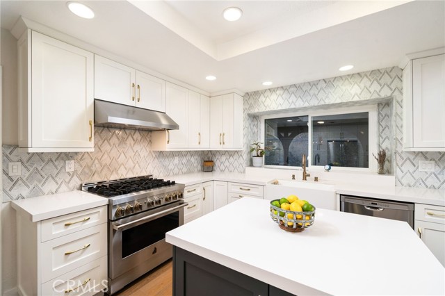 Front Image Thumbnail for CRCV25270180