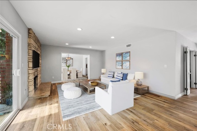 Detail Gallery Image 7 of 21 For 8204 Clemens Ave, West Hills,  CA 91304 - 4 Beds | 3 Baths