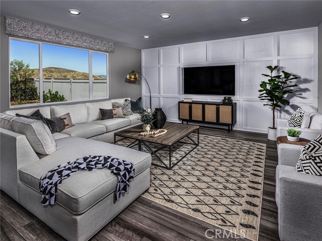 19536 Hanging Rock Road, Lake Elsinore CA: https://media.crmls.org/medias/075c8379-0b24-4c97-b8ce-7747e997cc08.jpg