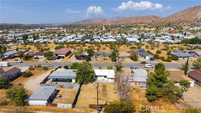 Detail Gallery Image 27 of 37 For 7101 Tamarisk Ave, Yucca Valley,  CA 92284 - 2 Beds | 1 Baths