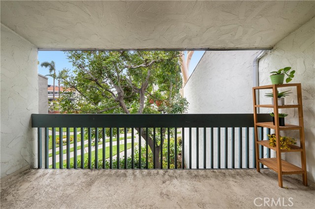 816 Camino Real, Redondo Beach, California 90277, 2 Bedrooms Bedrooms, ,2 BathroomsBathrooms,Residential,Sold,Camino Real,SB21192040