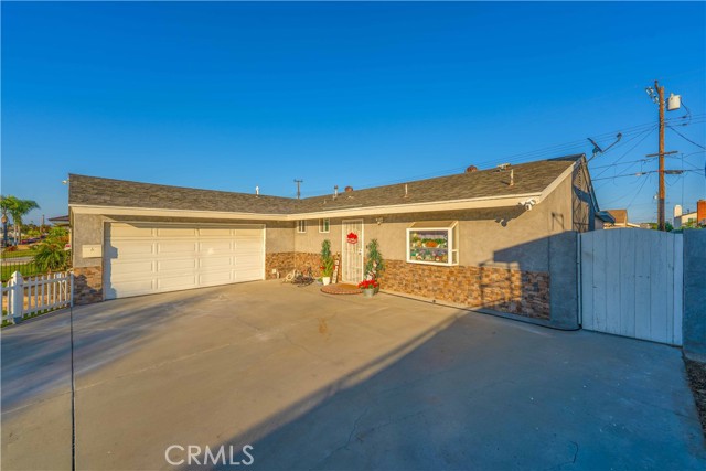 Front Image Thumbnail for CRDW25264978