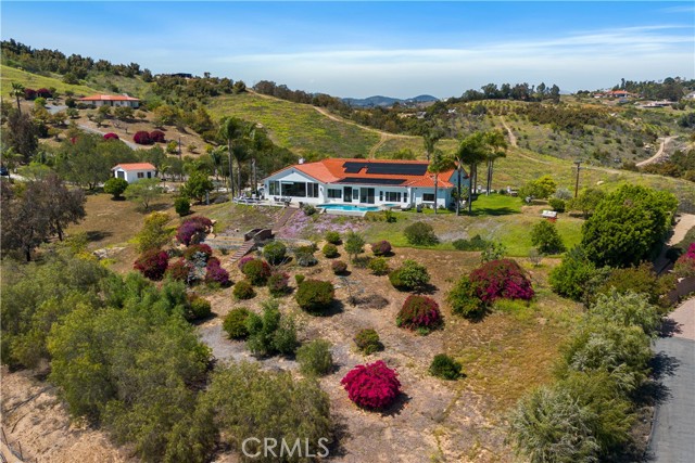 Detail Gallery Image 1 of 52 For 3610 Monserate Hill Ct, Fallbrook,  CA 92028 - 4 Beds | 3/1 Baths