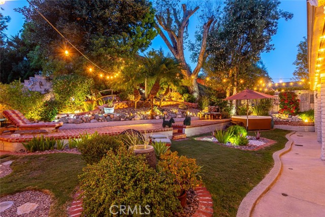 22435 Silver Spur, Lake Forest CA: https://media.crmls.org/medias/0760d039-fe7b-42c8-9836-fbcca8352de1.jpg