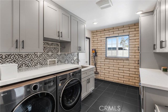 Detail Gallery Image 39 of 47 For 4674 Norton Pl, Riverside,  CA 92506 - 4 Beds | 3 Baths