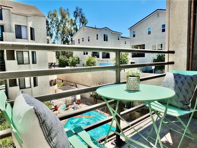 4138 E Mendez Street, Long Beach CA: https://media.crmls.org/medias/0761a25f-b88e-4f70-9f40-c48e93fa0e66.jpg