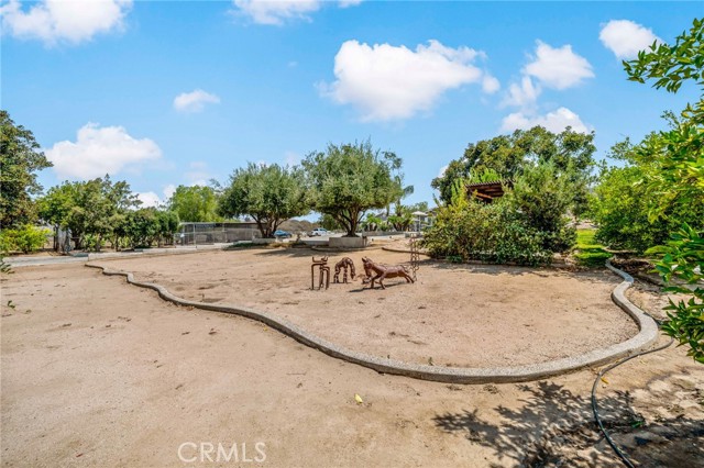 40555 Benji Lane, Hemet CA: https://media.crmls.org/medias/0762b104-6d96-4d79-8926-7b2cb7ca476e.jpg