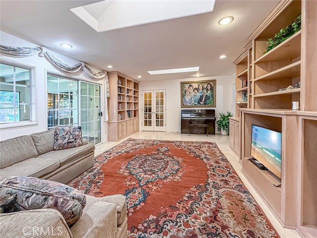 Image 15 of 60 For 17424 Superior