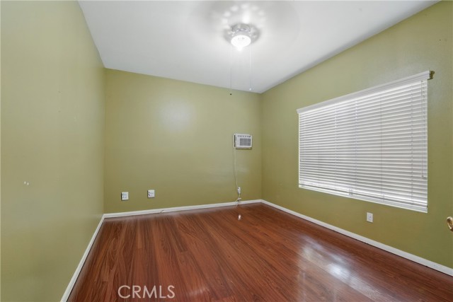 Detail Gallery Image 16 of 51 For 6134 Clara St, Bell Gardens,  CA 90201 - 4 Beds | 2/1 Baths