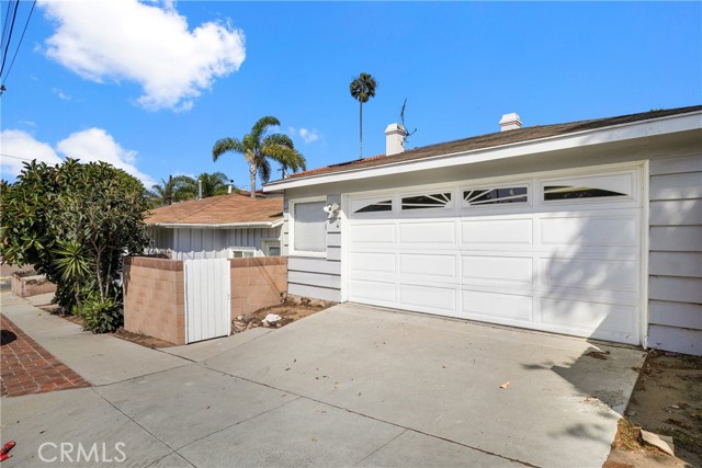 1500 Voorhees Avenue, Manhattan Beach, California 90266, 4 Bedrooms Bedrooms, ,1 BathroomBathrooms,Residential,Sold,Voorhees,DW22206362