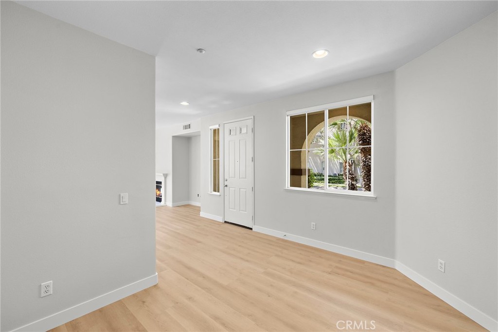 0763f81e 1fb1 4313 8279 B8a4f9208773