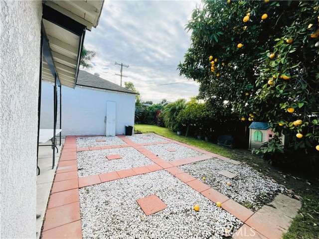 Detail Gallery Image 13 of 16 For 11313 Pennsylvania, South Gate,  CA 90280 - 3 Beds | 2 Baths