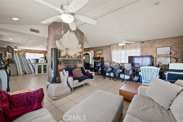 Detail Gallery Image 14 of 36 For 50802 280th St, Lancaster,  CA 93536 - 3 Beds | 3 Baths
