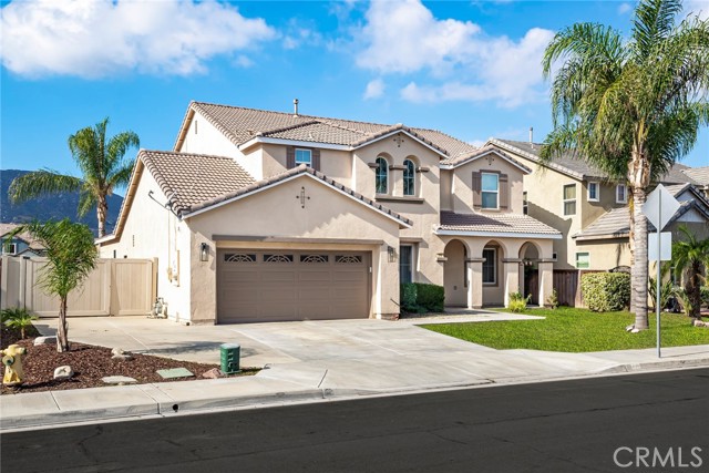 Detail Gallery Image 2 of 43 For 476 Peregrine Ln, San Jacinto,  CA 92582 - 5 Beds | 4 Baths