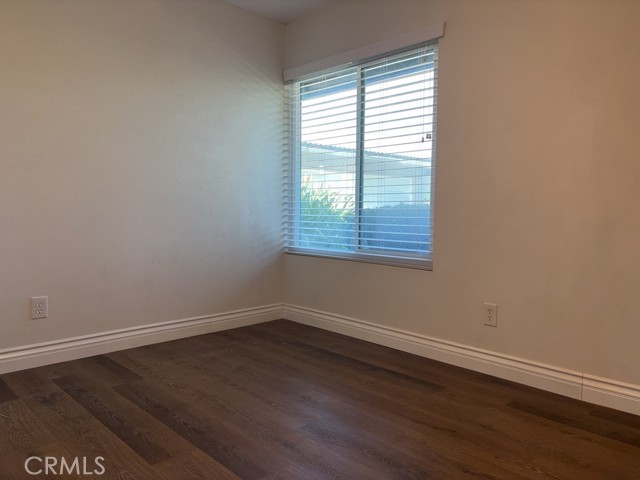 Detail Gallery Image 6 of 16 For 5625 via Maria Buena, Riverside,  CA 92506 - 4 Beds | 2/1 Baths