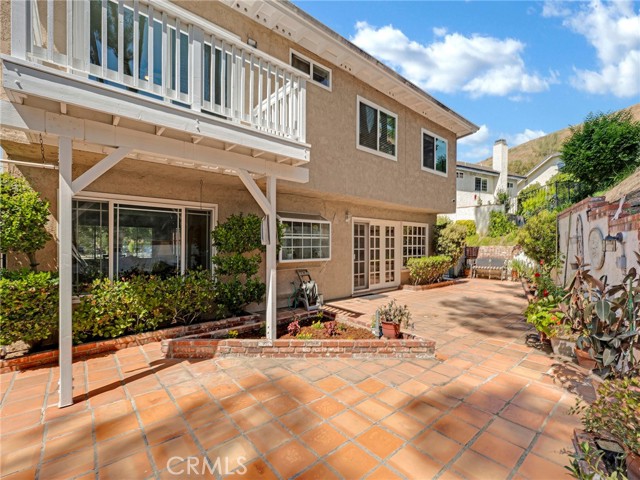 28702 Eagleton Street, Agoura Hills CA: https://media.crmls.org/medias/0765a69b-25a0-4b5a-851a-1519e10ec460.jpg