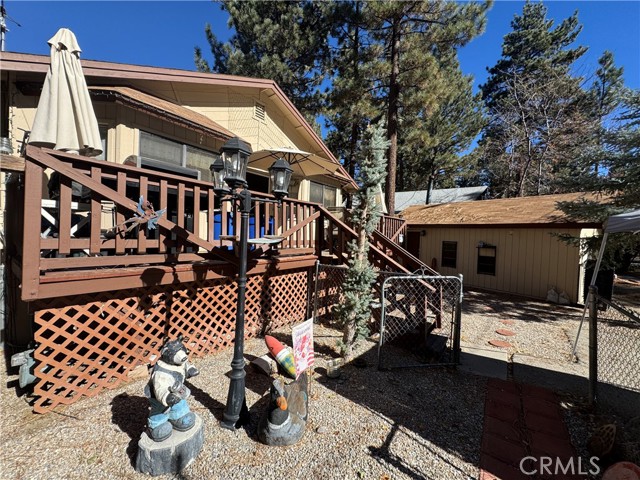 Detail Gallery Image 5 of 36 For 717 E Meadow Ln, Big Bear City,  CA 92314 - 2 Beds | 2 Baths