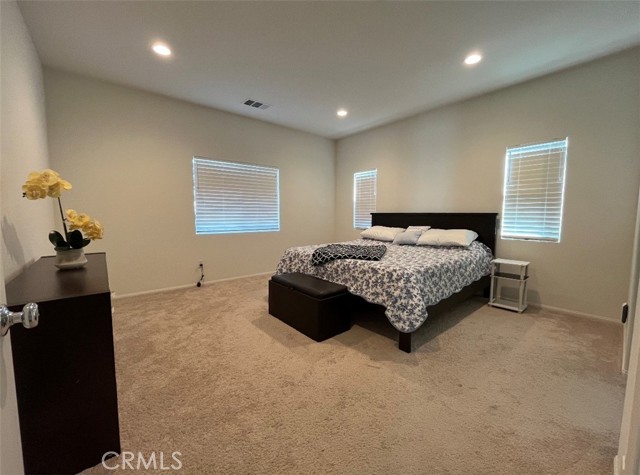 Detail Gallery Image 16 of 26 For 24398 Montgomery, Menifee,  CA 92584 - 5 Beds | 3/1 Baths