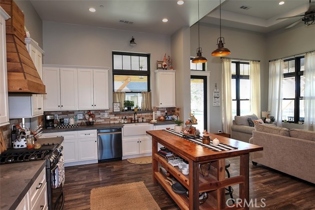 Detail Gallery Image 12 of 75 For 4731 N State Highway 59, Merced,  CA 95348 - 4 Beds | 2/1 Baths