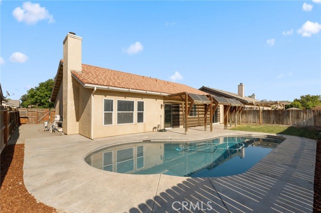 525 Mallard Avenue, Lemoore CA: https://media.crmls.org/medias/07670d24-bc6c-404e-ad00-fd14798d0b7e.jpg