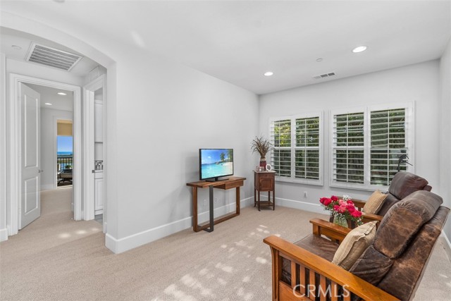 4762 Oceanridge Drive, Huntington Beach CA: https://media.crmls.org/medias/0767179e-04de-47e6-973e-1702ed23fb89.jpg