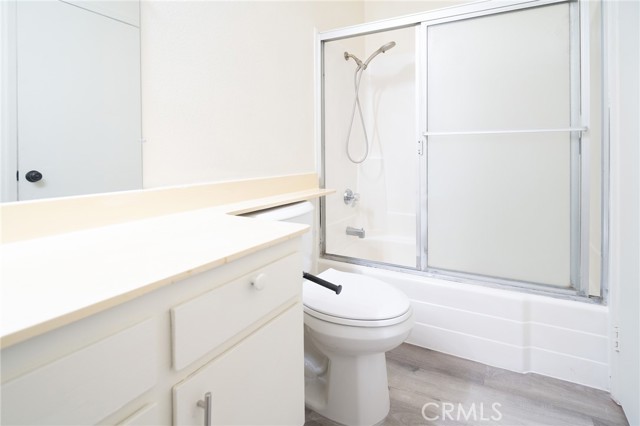 Detail Gallery Image 7 of 11 For 615 Utica, Huntington Beach,  CA 92648 - 1 Beds | 1 Baths