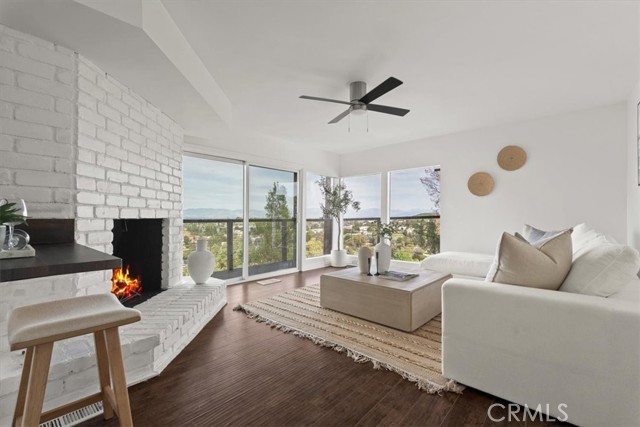 Detail Gallery Image 15 of 61 For 5160 Medina Rd, Woodland Hills,  CA 91364 - 3 Beds | 2/1 Baths