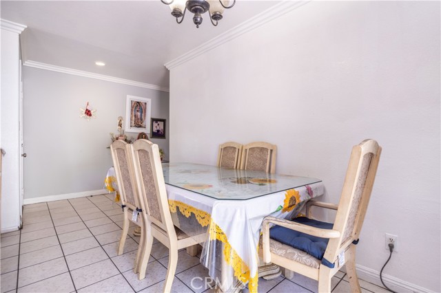 11044 Borden Avenue, Pacoima CA: https://media.crmls.org/medias/07690d93-7f79-4e04-bbea-6cb8d546d0ed.jpg