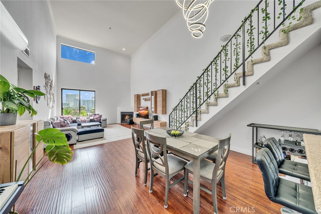 625 S Berendo Street #604