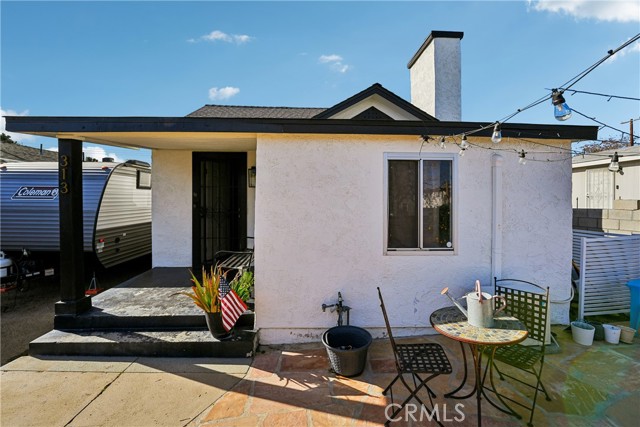 313 N 3rd St, Banning CA: https://media.crmls.org/medias/07691c7e-8e99-47de-8aad-d8f4ecde31cc.jpg