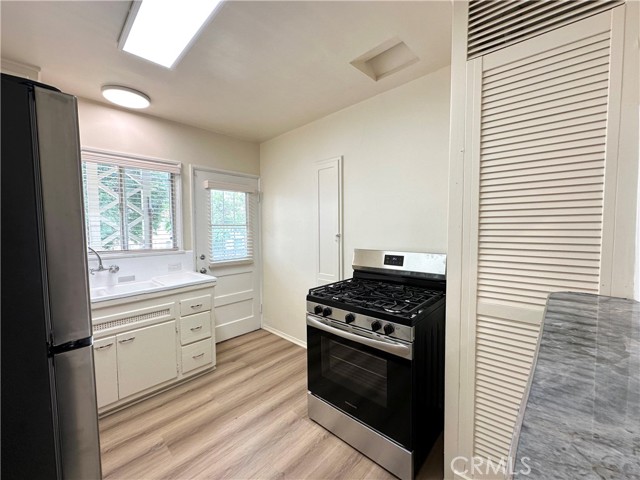 1436 S Holt Avenue, Los Angeles CA: https://media.crmls.org/medias/076a0d25-f4e0-4886-b602-6dfd49668dd0.jpg