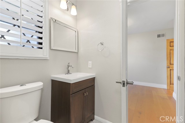 Detail Gallery Image 20 of 43 For 22941 Keswick St, West Hills,  CA 91304 - 4 Beds | 2 Baths