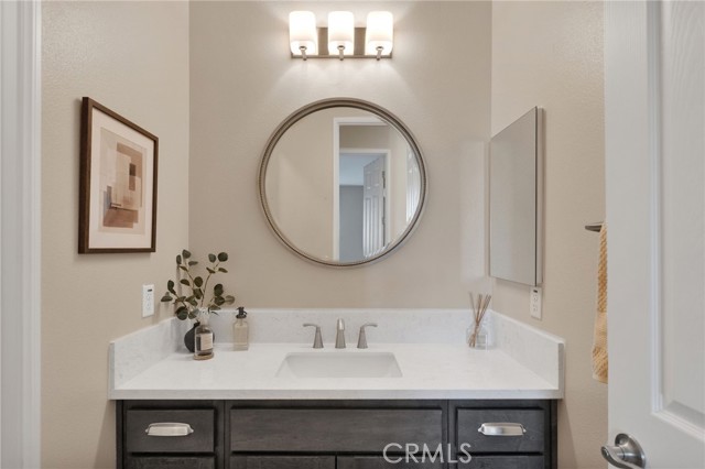 Detail Gallery Image 29 of 73 For 17066 Takipi Rd, Apple Valley,  CA 92307 - 3 Beds | 3 Baths