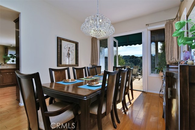 Detail Gallery Image 16 of 42 For 23224 Park Corniche, Calabasas,  CA 91302 - 5 Beds | 4 Baths