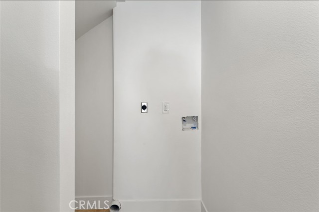 Detail Gallery Image 5 of 45 For 703 W 80th St, Los Angeles,  CA 90044 - 4 Beds | 4 Baths