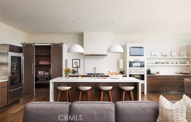 Detail Gallery Image 7 of 36 For 624 Ramona, Corona Del Mar,  CA 92625 - 4 Beds | 3/1 Baths