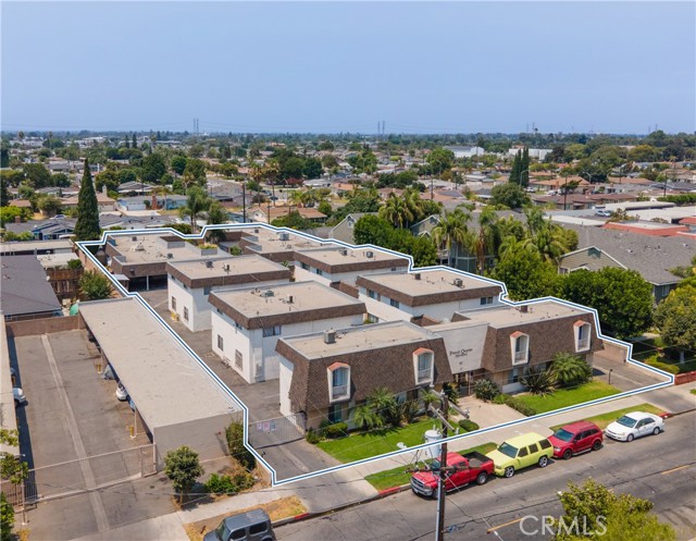927 S Webster Avenue, Anaheim CA: https://media.crmls.org/medias/076d0e96-01bc-43e8-a6d2-e00d75b8cf2e.jpg