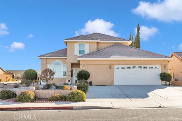 Detail Gallery Image 1 of 49 For 13281 Viejo Cir., Victorville,  CA 92392 - 5 Beds | 3 Baths