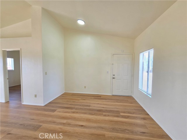 Detail Gallery Image 6 of 16 For 21411 Hacienda Bld #C,  California City,  CA 93505 - 2 Beds | 2 Baths