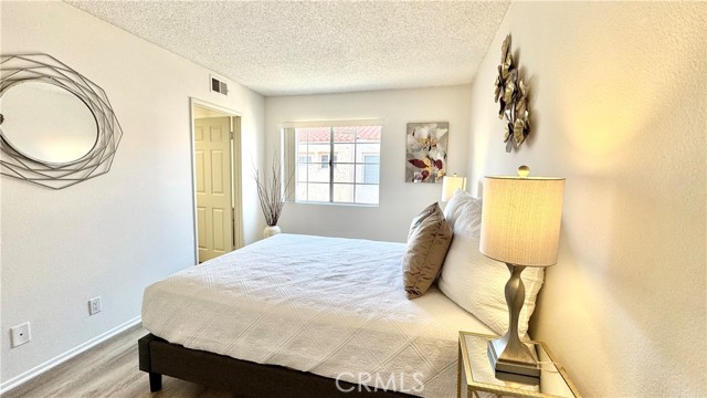 3101 Plaza Del Amo, Torrance CA: https://media.crmls.org/medias/076d9bab-d10b-4a81-9564-78ca8ec3c326.jpg