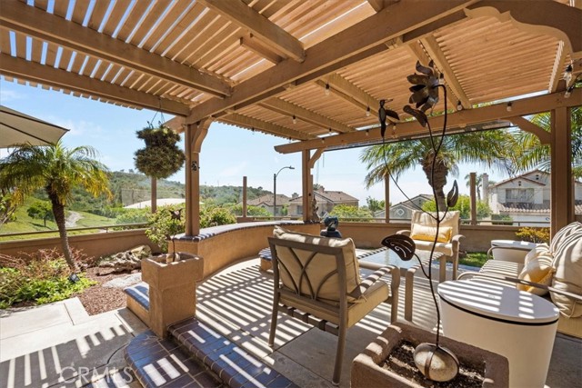 42 Paseo Alba, San Clemente CA: https://media.crmls.org/medias/076e5d2f-cb81-4193-8603-45d7e6b58373.jpg
