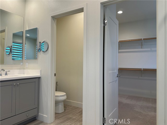 5204 Arlington Drive, Chino Hills CA: https://media.crmls.org/medias/076e7407-c2b8-4734-8ca0-18deacad2d8a.jpg