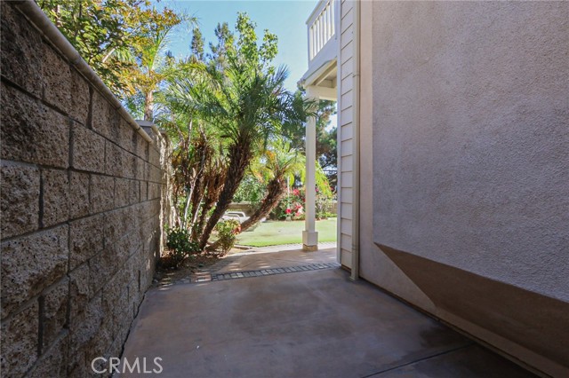 17160 Fremont Lane, Yorba Linda CA: https://media.crmls.org/medias/076f6c7d-e238-4f3a-ad85-aae9668fd6a9.jpg