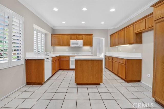 Image 13 of 47 For 2620 Taylor  