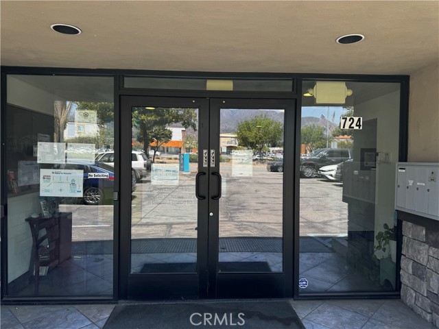 724 E Huntington Drive, Monrovia, California 91016, ,Commercial Lease,For Rent,724 E Huntington Drive,CRCV24172019