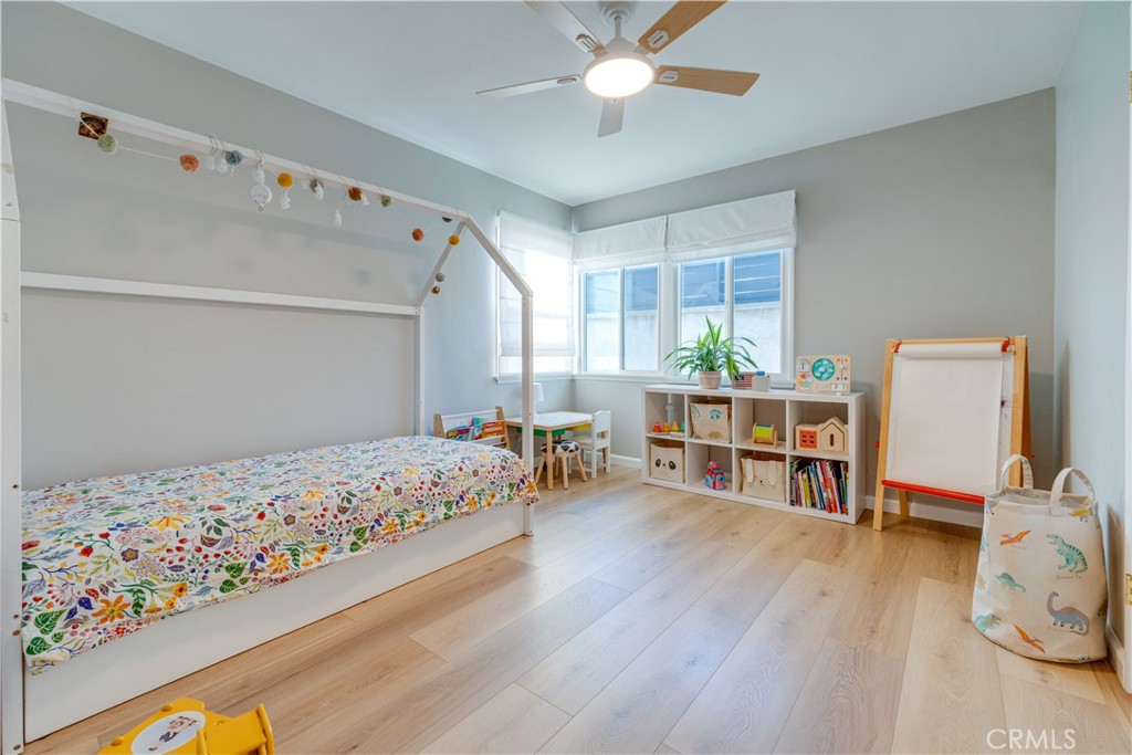 https://media.crmls.org/medias/07711413-ad4d-4131-8a28-5cfcab771f16.jpg?preset=X-Large