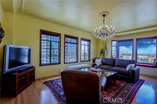 Detail Gallery Image 3 of 39 For 800 E Ocean Bld #1010,  Long Beach,  CA 90802 - 1 Beds | 1 Baths