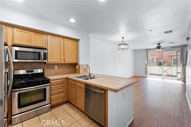 500 N Willowbrook Avenue, Compton CA: https://media.crmls.org/medias/07721781-5172-48d9-a06d-9a1de931757d.jpg