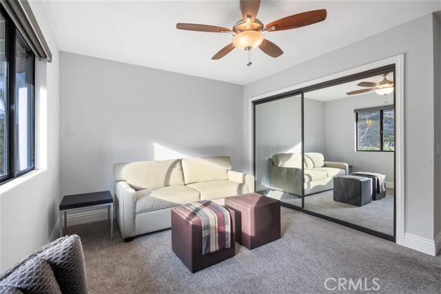 5088 San Jacinto Circle West, Fallbrook CA: https://media.crmls.org/medias/07725db1-908d-40c9-84d8-c2e3b736fc86.jpg